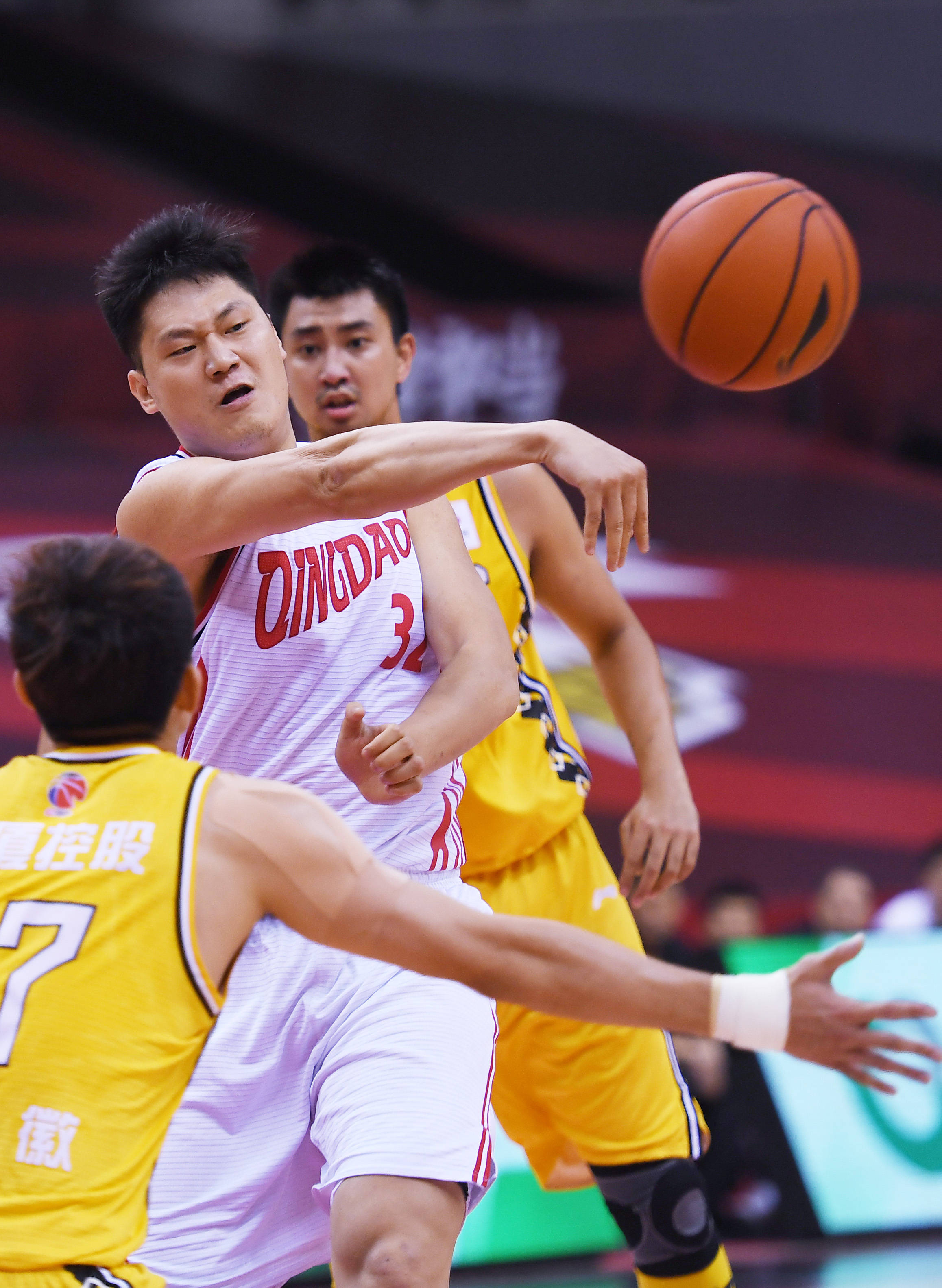 一竞技电竞-关于赛前体能课后，广东宏远外线爆发备战德甲，压力陡增，赛季目标并未改变的信息