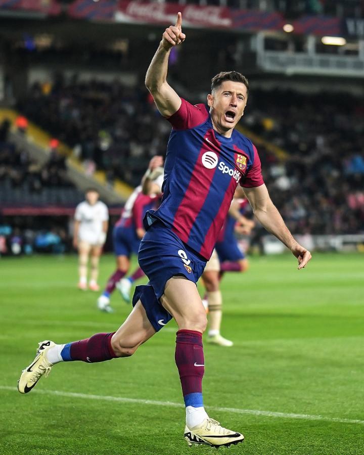 一竞技-莱万多夫斯基新星回归赛场表现惊艳,TL未来可期!的简单介绍