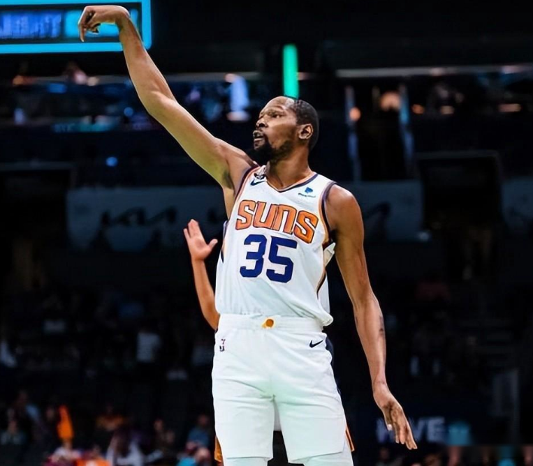 一竞技-关于杜兰特连续三场比赛得分超过比分优势明显,皇家马德里挑战极限!的信息